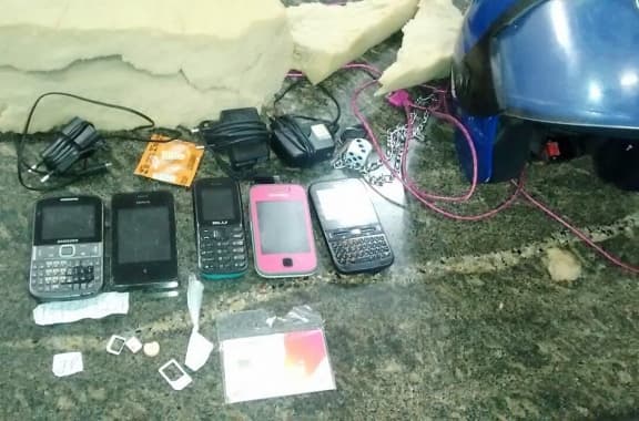 Guarda Municipal evita entrada de celulares no presídio Raimundo Nonato, na zona Norte