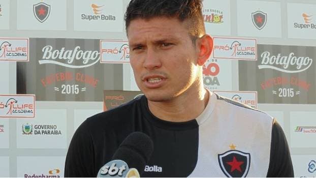 FOTO: ABC contrata atacante Rafael Oliveira, disputado por diversos clubes de tradição no país