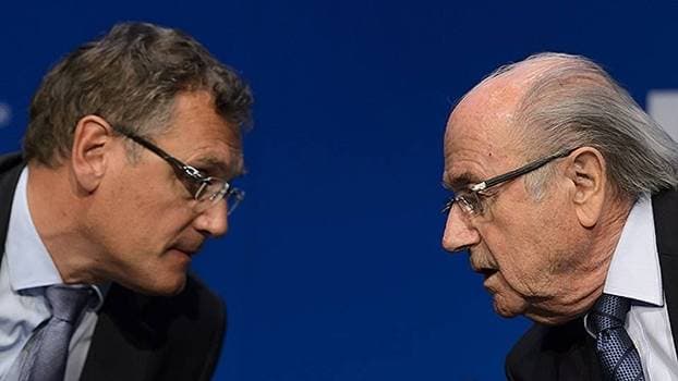 Cúpula da Fifa embolsou US$ 80 milhões em cinco anos, mostram documentos