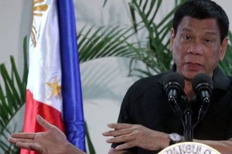 Presidente filipino se compara a Hitler e diz que gostaria de ‘matar milhões de viciados em drogas'