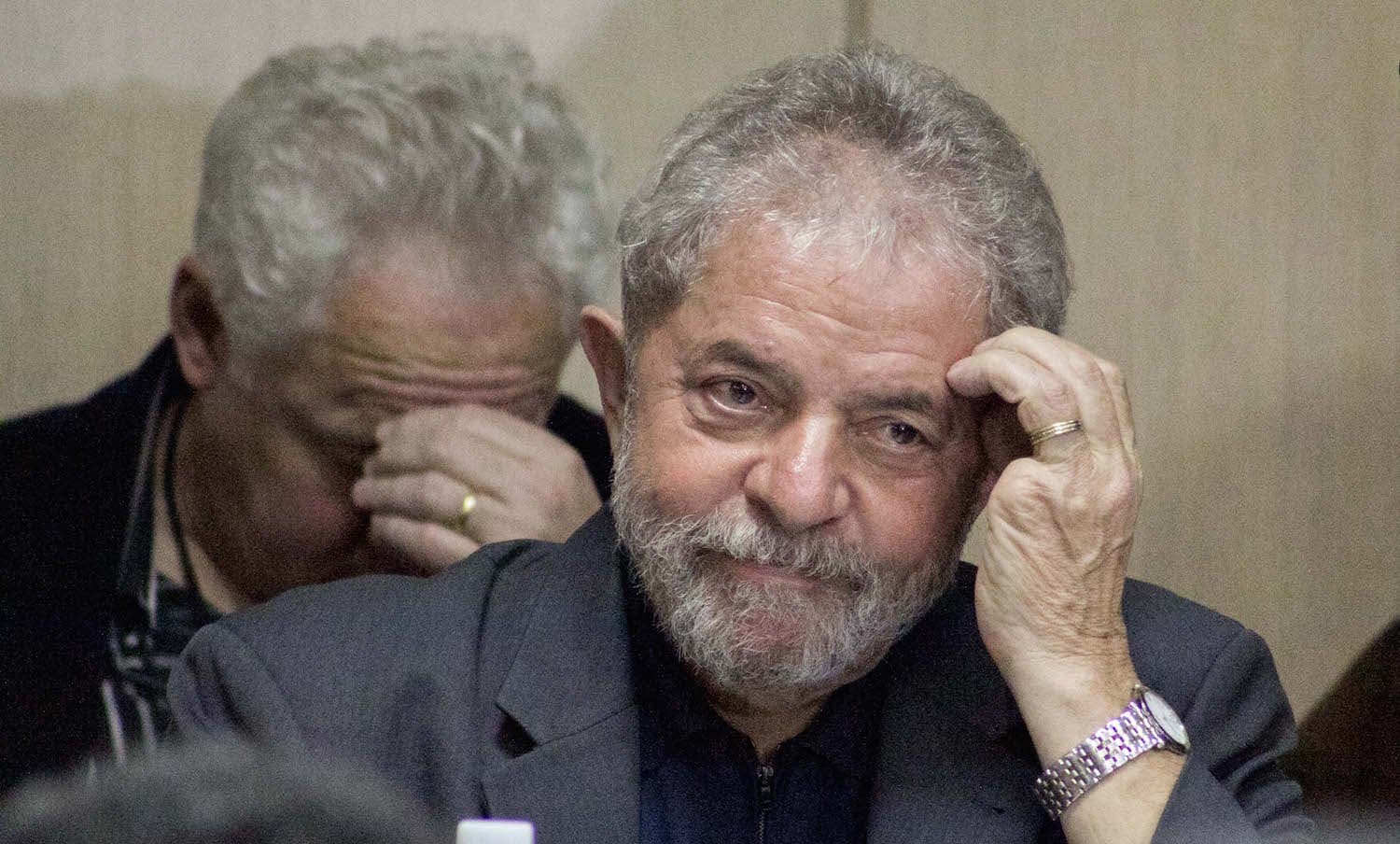 Denúncia contra Lula reforça ideia de que não há intocáveis no Brasil, diz jornal britânico "Financial Times"