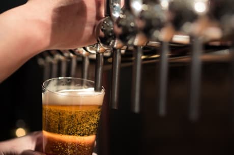 Cerveja deixa os homens mais inteligentes, diz estudo