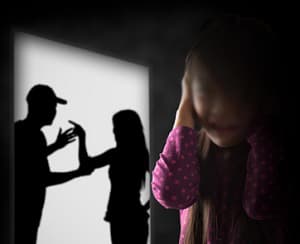 ALIENAÇÃO PARENTAL: Mulher terá de indenizar pai de sua filha por acusá-lo de abusar da menina