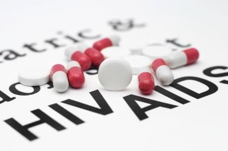 Instituto espanhol testará vacina contra a Aids em 200 pessoas em 2016