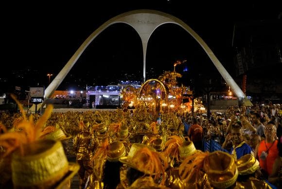 Carnaval deve movimentar R$ 5,8 bilhões
