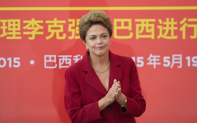 Dilma sanciona lei que aumenta impostos sobre produtos importados