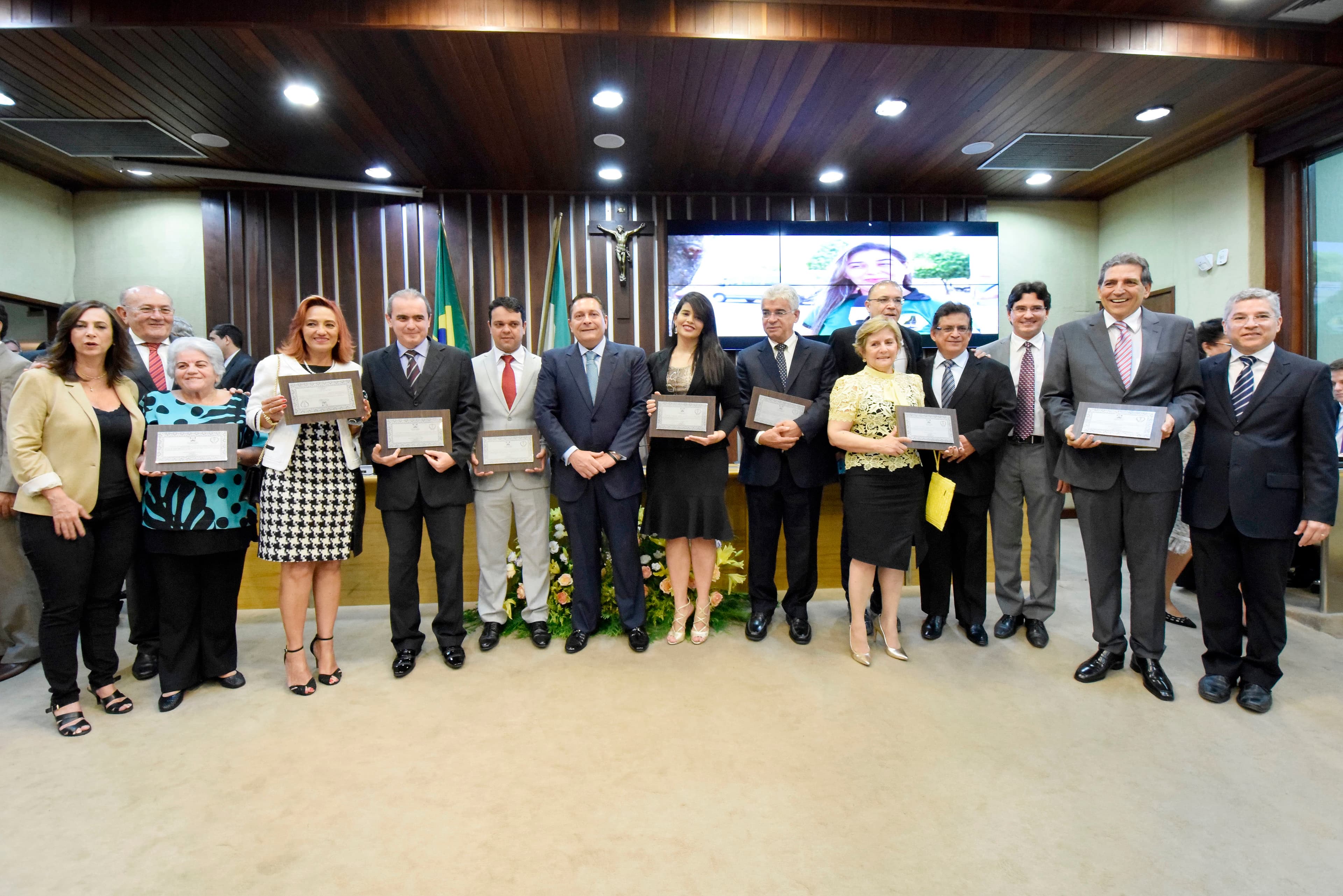 FOTO: Médicos do RN recebem homenagem na Assembleia Legislativa