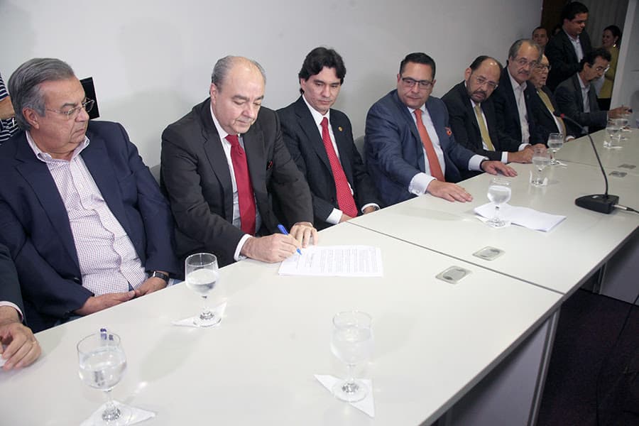Governo do RN assina acordo de R$ 1,25 bilhão com entidades da Rússia