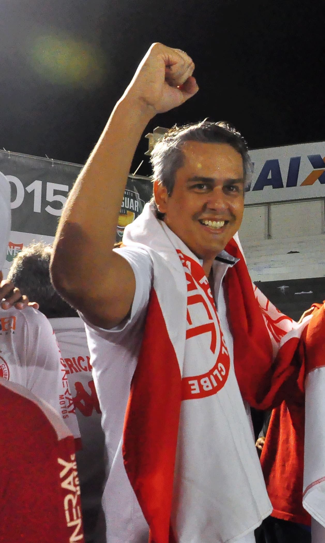MEIO-DIA CIDADE desta terça-feira será com Beto Santos e Professor Carlos Alberto Medeiros