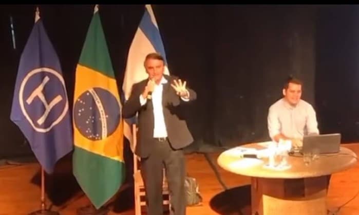 Grupo quilombola faz representação contra Jair Bolsonaro por racismo