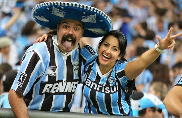 PARA FRITAR: CBF anuncia Brasileirão com jogos às 11h