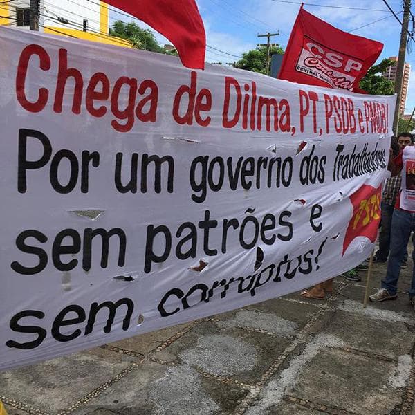 FOTOS: Servidores em greve do INSS, da Saúde e do Trabalho protestam em Natal