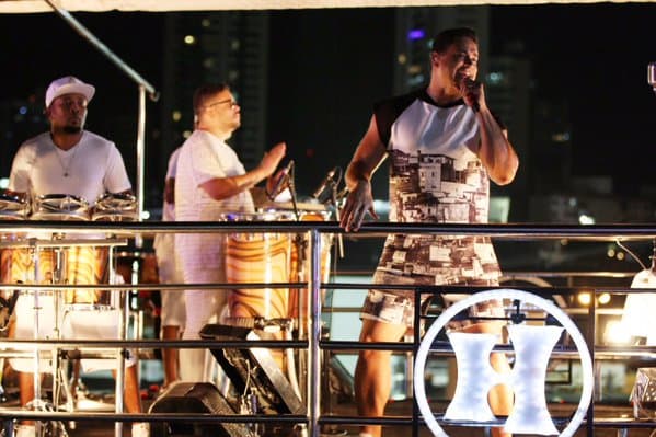 CARNATAL 2015(FOTOS): Bloco Meu e SEU, com Harmonia do Samba, no ritmo de Xanddy