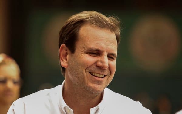 ‘Carnaval não é supérfluo’, diz Eduardo Paes, prefeito do Rio