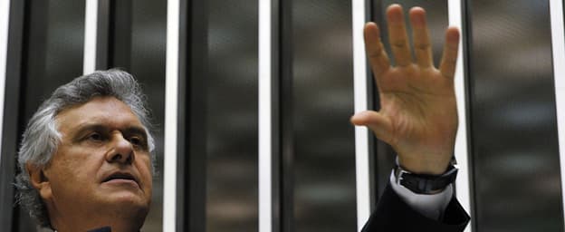 Líder do DEM já cogita deixar de apoiar Temer e o PMDB continua sendo o PMDB