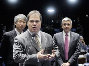 Moro torna ex-senador Gim Argello e mais oito em réus da Lava Jato