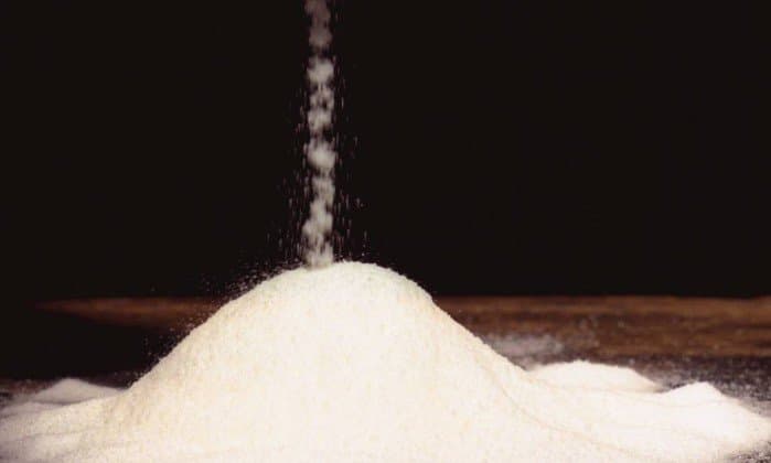 "ESTAMOS ARRUMADOS": Indústria pagou cientistas para minimizar risco do açúcar à saúde