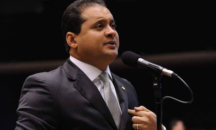 Autor de emenda que desfigurou ‘10 medidas’ é investigado por corrupção