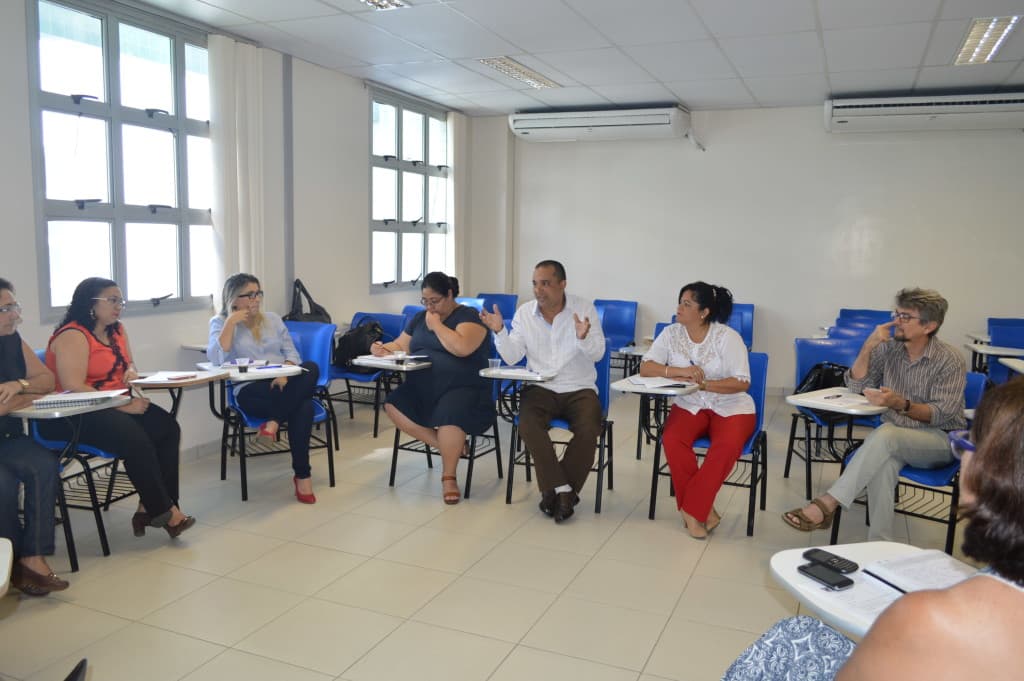 FOTOS: Profissionais do Programa Mais Médicos do RN se reúnem com Cônsul de Cuba