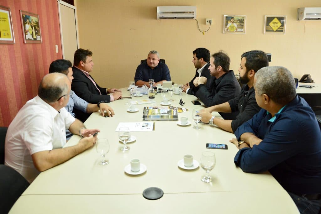 Detran fará integração de tecnologia com a Sejuc para cadastramento de presos