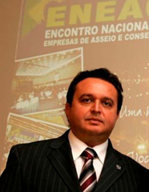 Inadimplência da Prefeitura do Natal e governo do Estado poderá desempregar mais de quatro mil trabalhadores