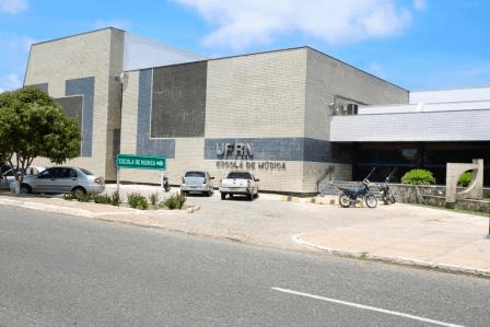 Escola de Música da UFRN inscreve para curso de iniciação ao piano