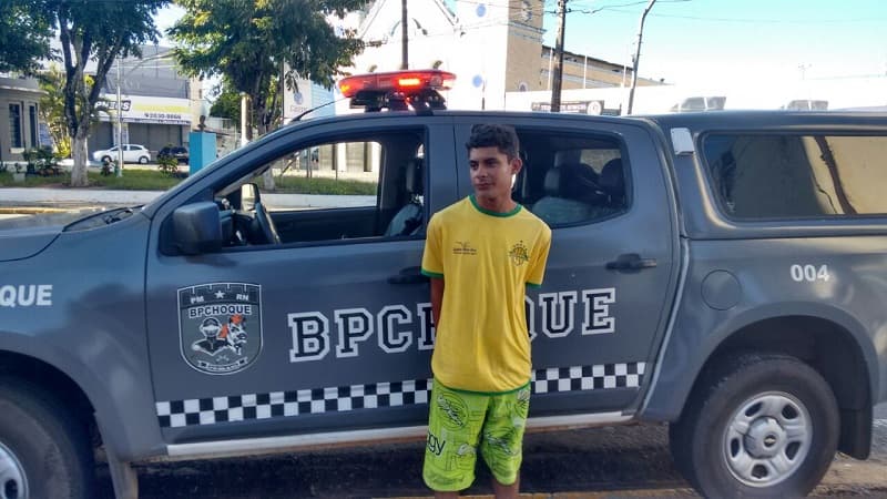 Polícia Militar captura foragidos e recupera veículos na Grande Natal