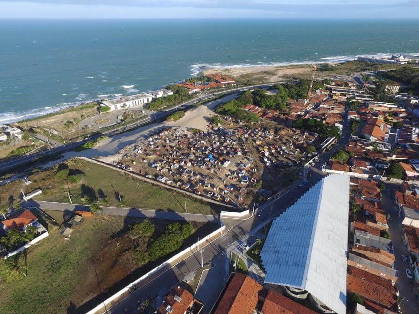 EDITORIAL - FOTOS: Invasão em Mãe Luiza: cadê Gilka da Mata?