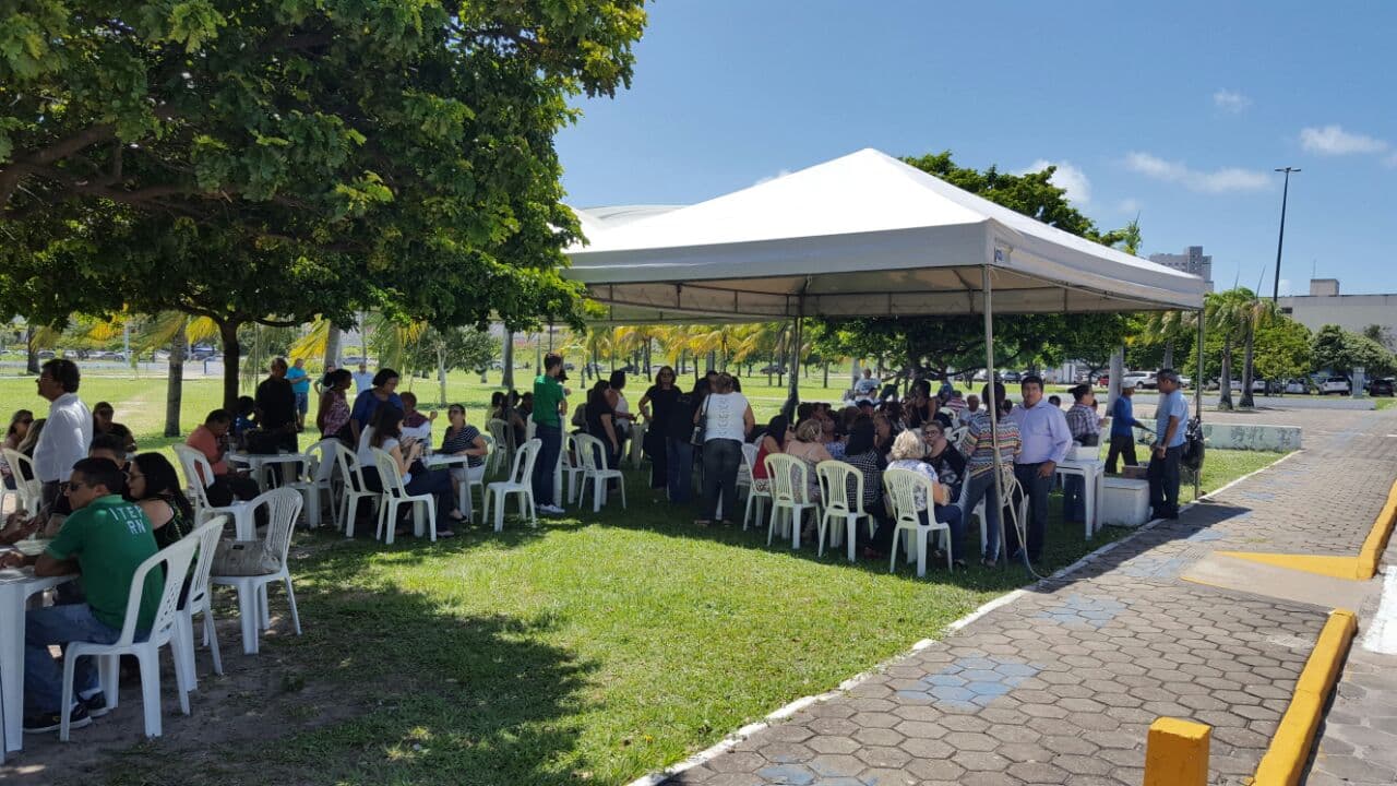 FOTO: Servidores do Itep acampados na Governadoria