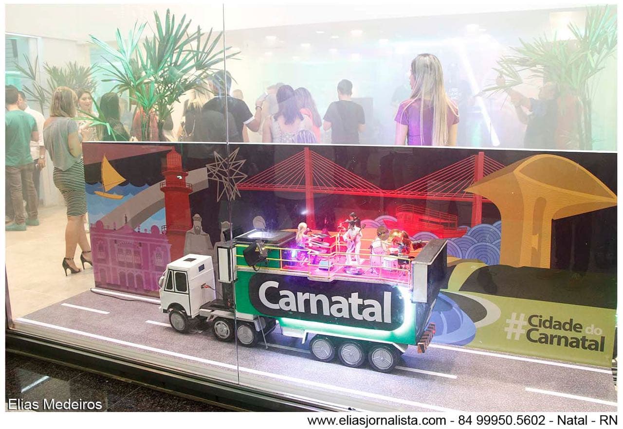 Carnatal comercializa 1.300 abadás em três dias de vendas; veja preços e blocos