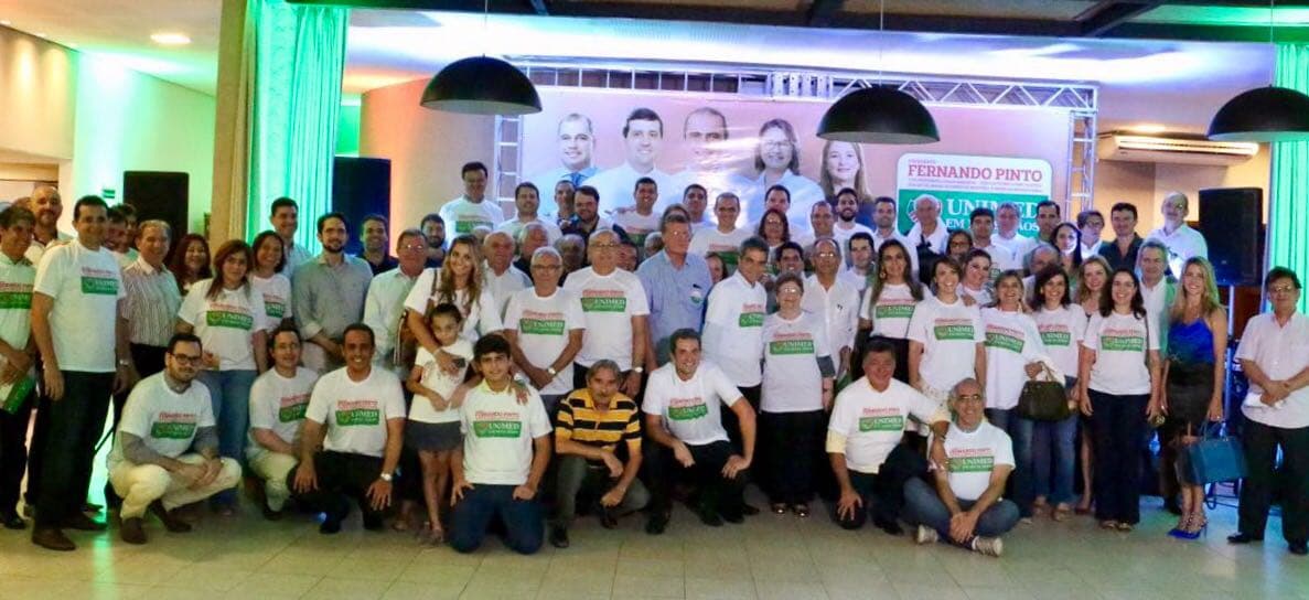 Candidatura de Fernando Pinto reúne quase 200 médicos no lançamento da chapa Unimed em Boas Mãos
