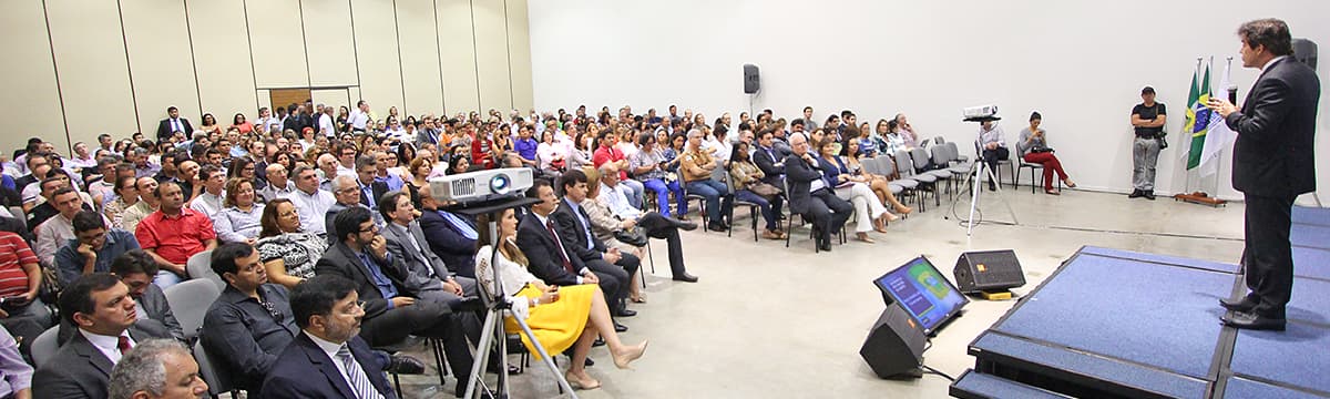 Robinson lança Projeto de Modernização que visa reforma administrativa