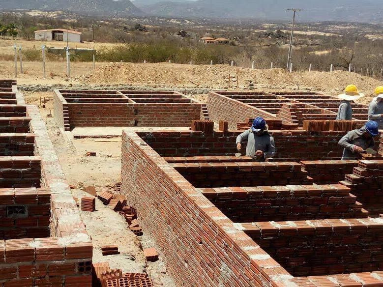 FOTO: Obras da Barragem de Oiticica seguem em ritmo normal