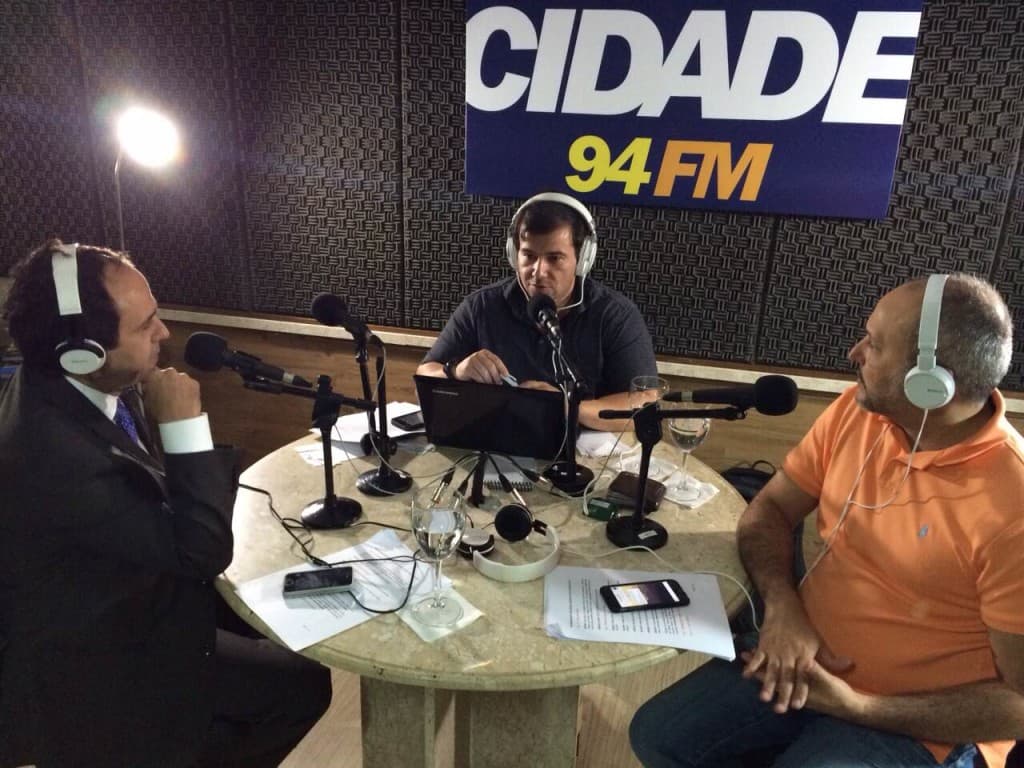 MEIO-DIA CIDADE: Fábio Dantas fez balanço do 1º semestre do governo Robinson e falou sobre dois decretos de lei polêmicos
