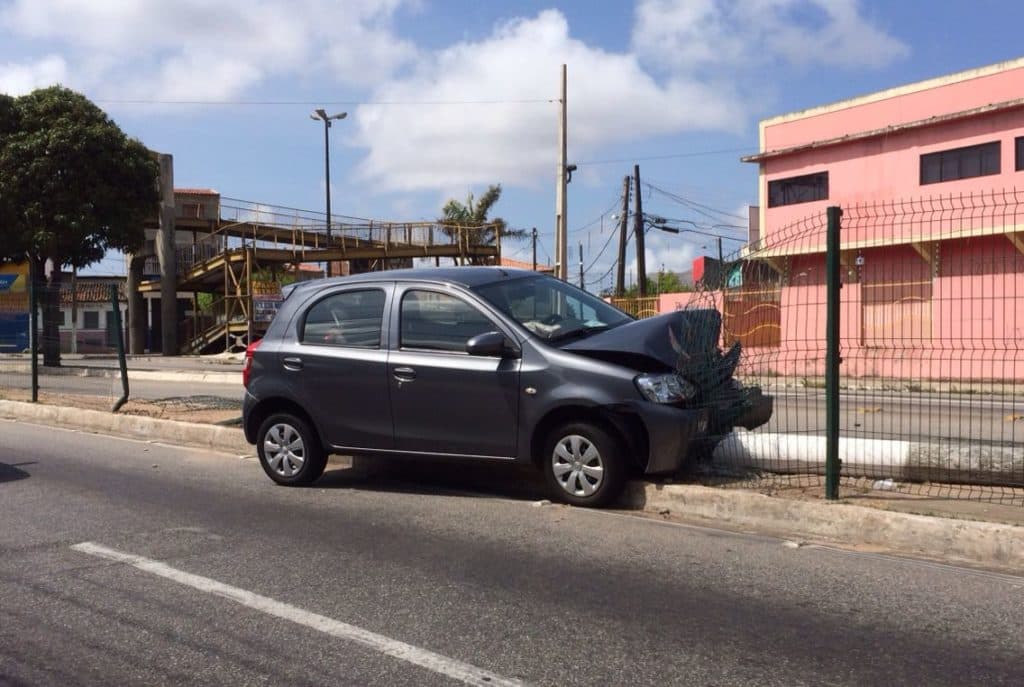FOTO: Acidente na Av. Bernardo Vieira