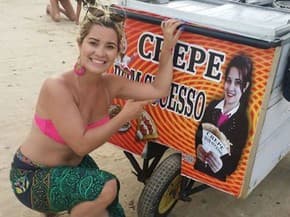 De férias no RN, curitibana vê a própria foto em carrinho de crepe