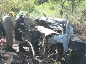 Acidente entre dois carros deixa nove pessoas mortas  em Goiás