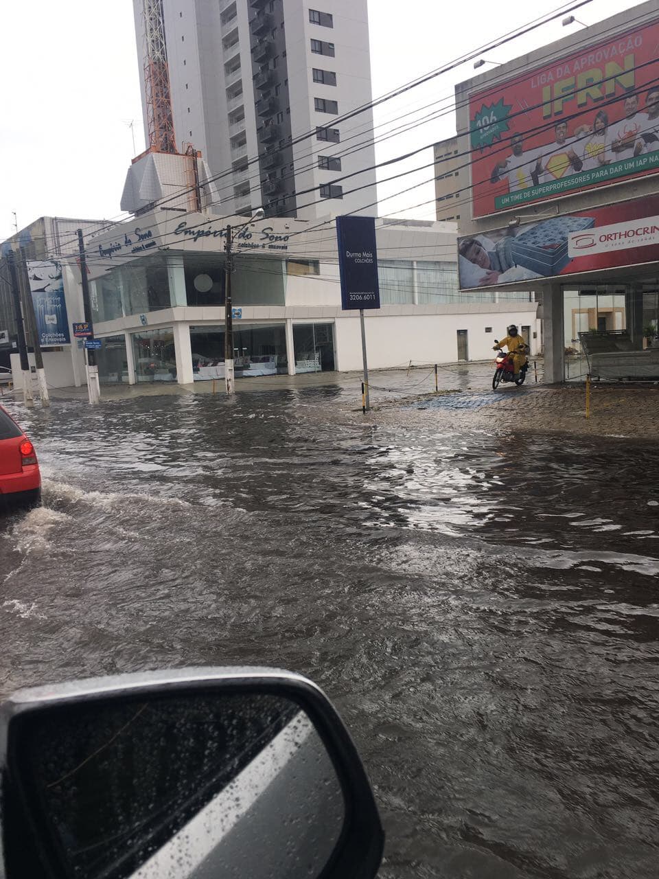 FOTOS: Ruas alagadas em Lagoa Nova
