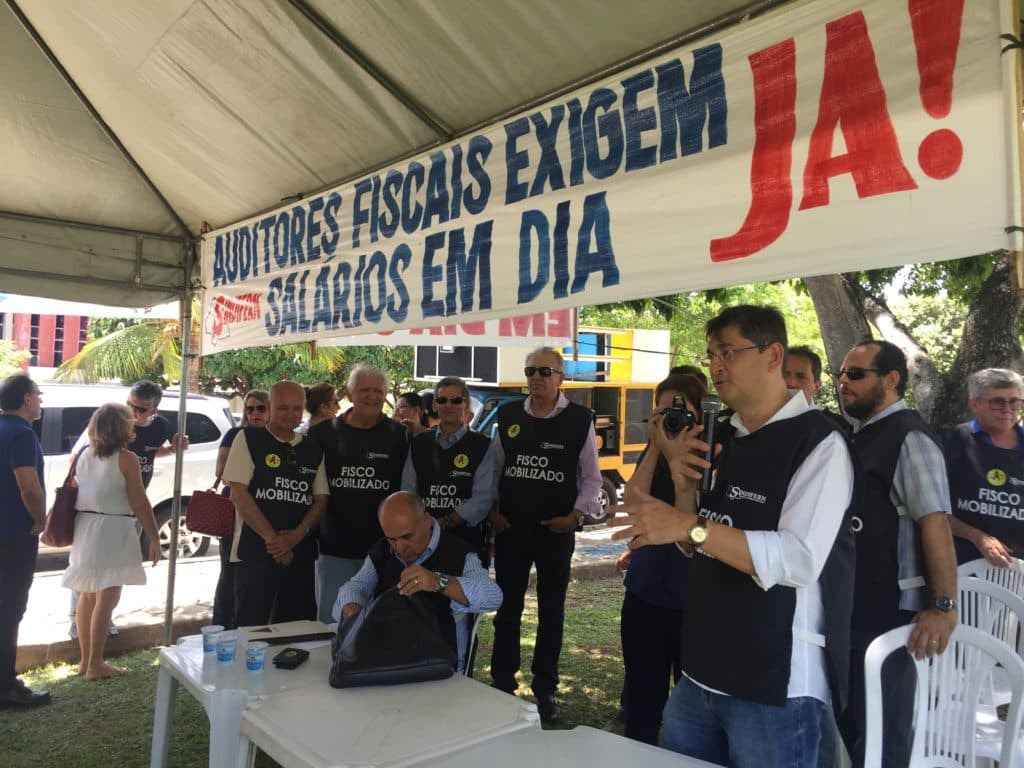 Auditores do Estado sugerem soluções para atrasos salariais