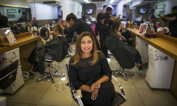 OLHA AÍ - (Serviços): Grupo de preços que mais demora a cair está abaixo de 7% pela primeira vez desde 2012