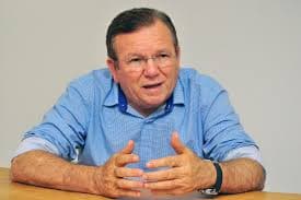 Jaime Calado é eleito presidente da Confhab e ganha homenagem internacional