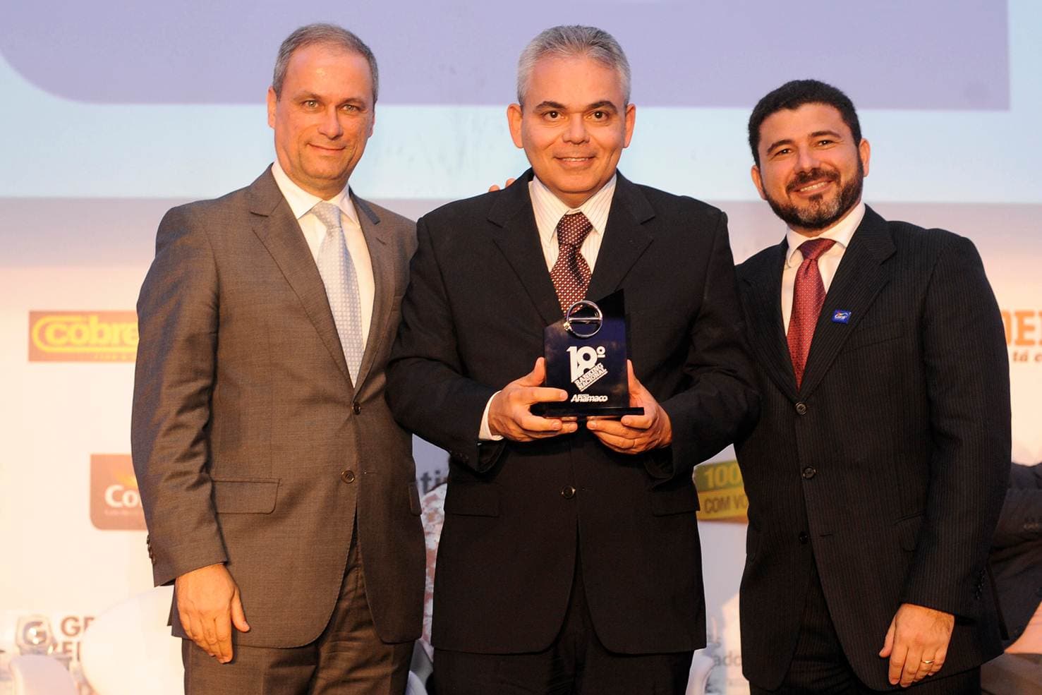 Armazém Pará recebe prêmio nacional como líder no setor de material de construção do RN