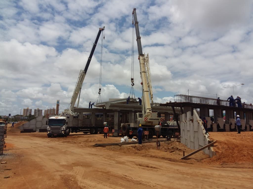 FOTOS - Obras BR-101, nas proximidades de Neópolis e San Vale: viaduto ganha vigas de sustentação