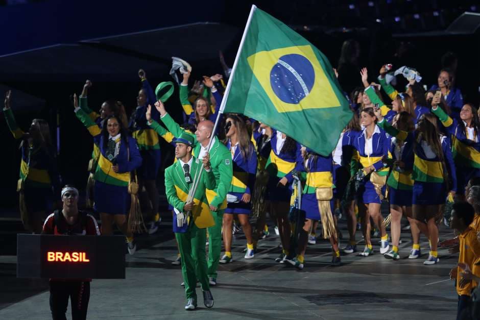 FOTOS: Cor, música, luzes, pirotecnia e inovação marcam cerimônia de abertura do Pan