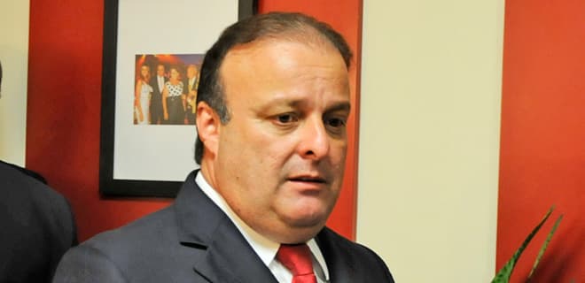 Meio-Dia Cidade desta quarta entrevistará o vereador natalense Paulinho Freire, e o empresário Abdon Gosson