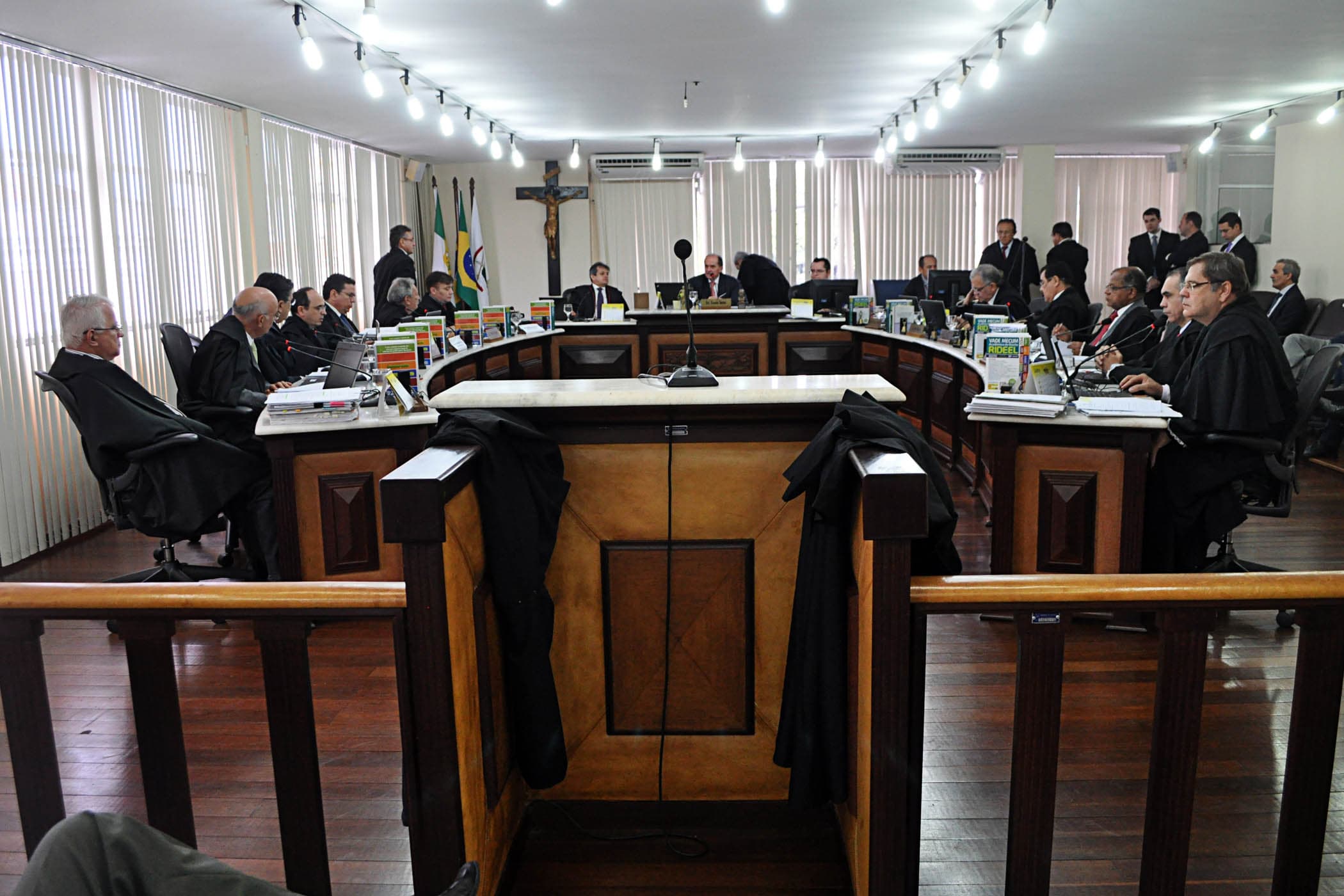 Pleno do TJRN autoriza afastamento de desembargadores para preparação das eleições municipais