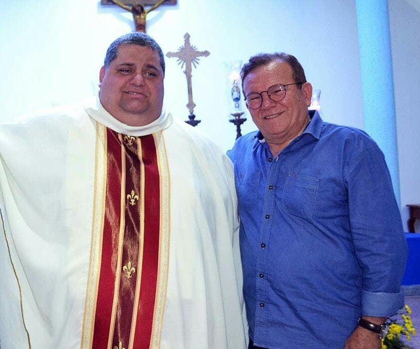 Prefeito Jaime Calado emite nota em solidariedade ao Padre Felipe