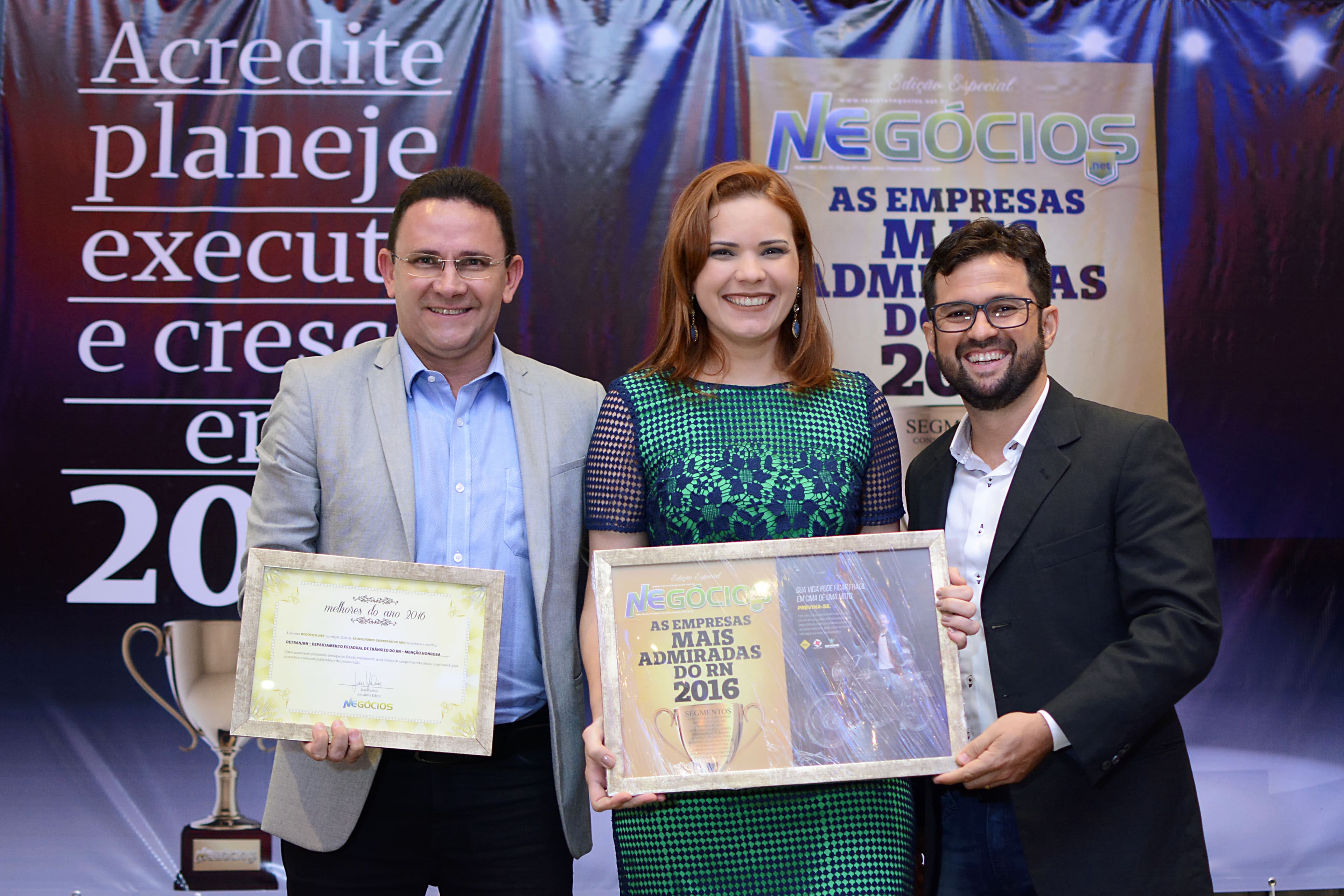 FOTO: Revista empresarial premia Detran/RN como destaque em publicidade educativa