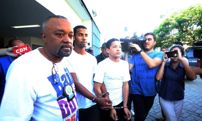 Delegada defende revogação da prisão de jogador de futebol acusado de estupro coletivo no Rio
