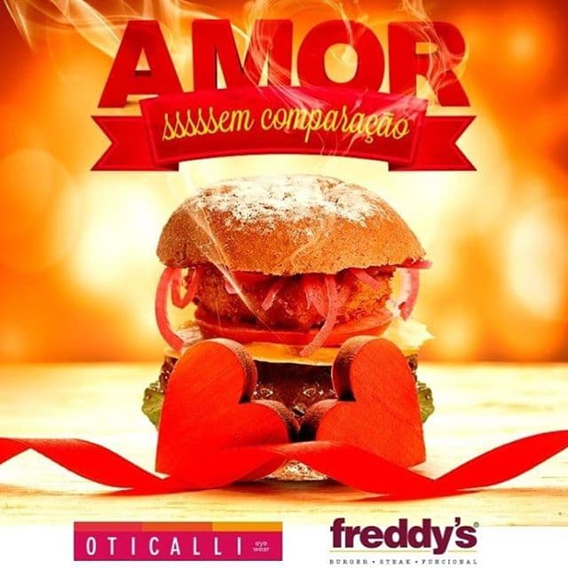 Freddy’s Burger & Steak House lança promoção do Dia dos Namorados com óculos Ray-ban como prêmio